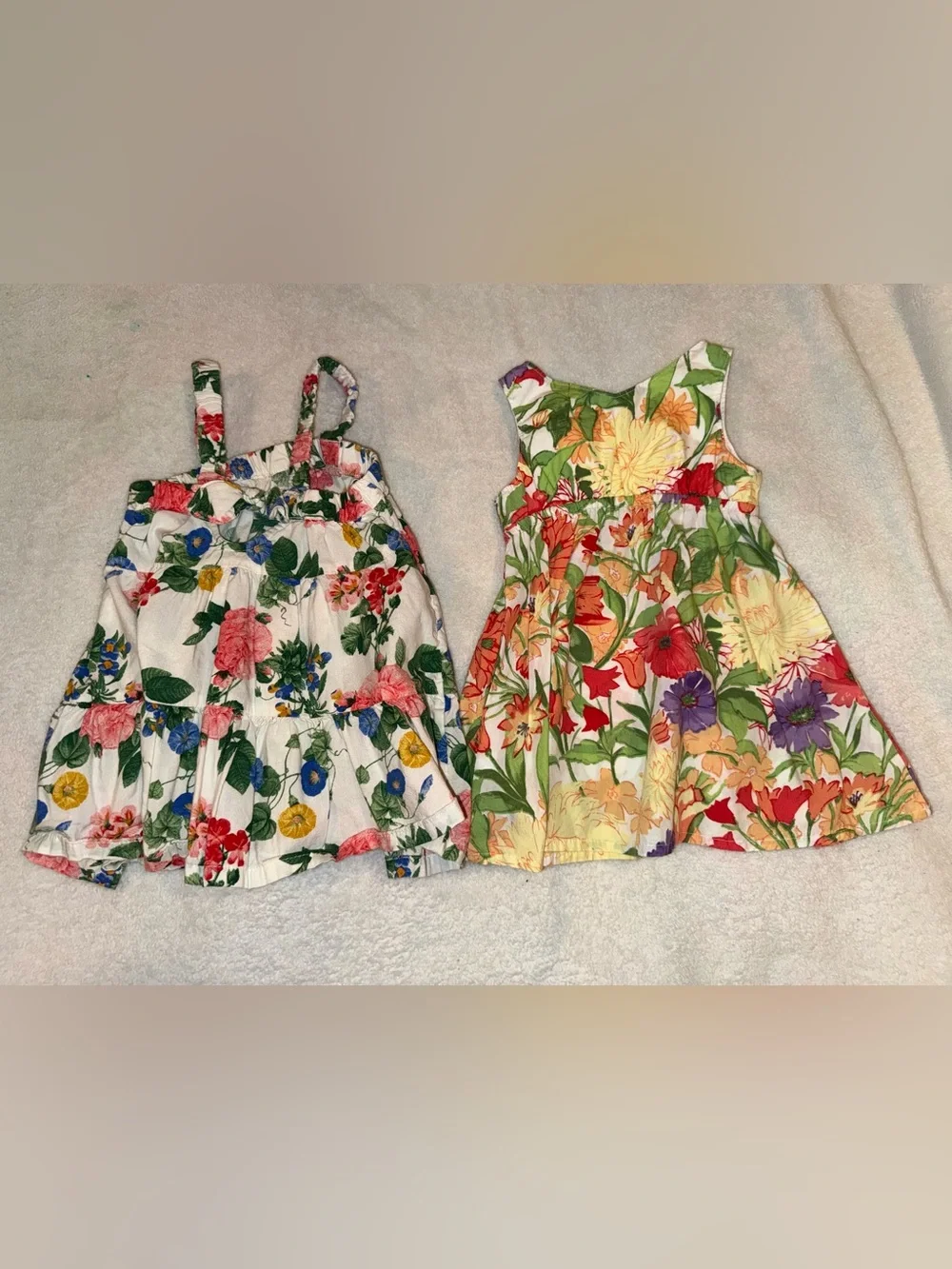 Old Navy baby, lot of 3 girls outfits, size 6-12 mos